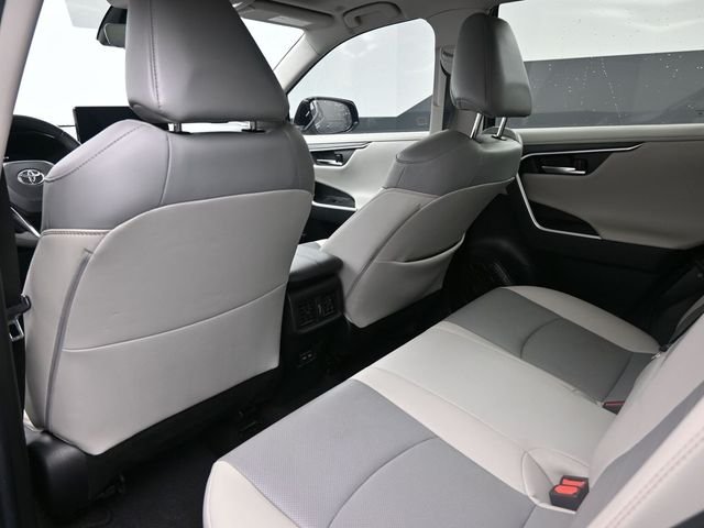 2023 Toyota RAV4 Limited - Photo 12