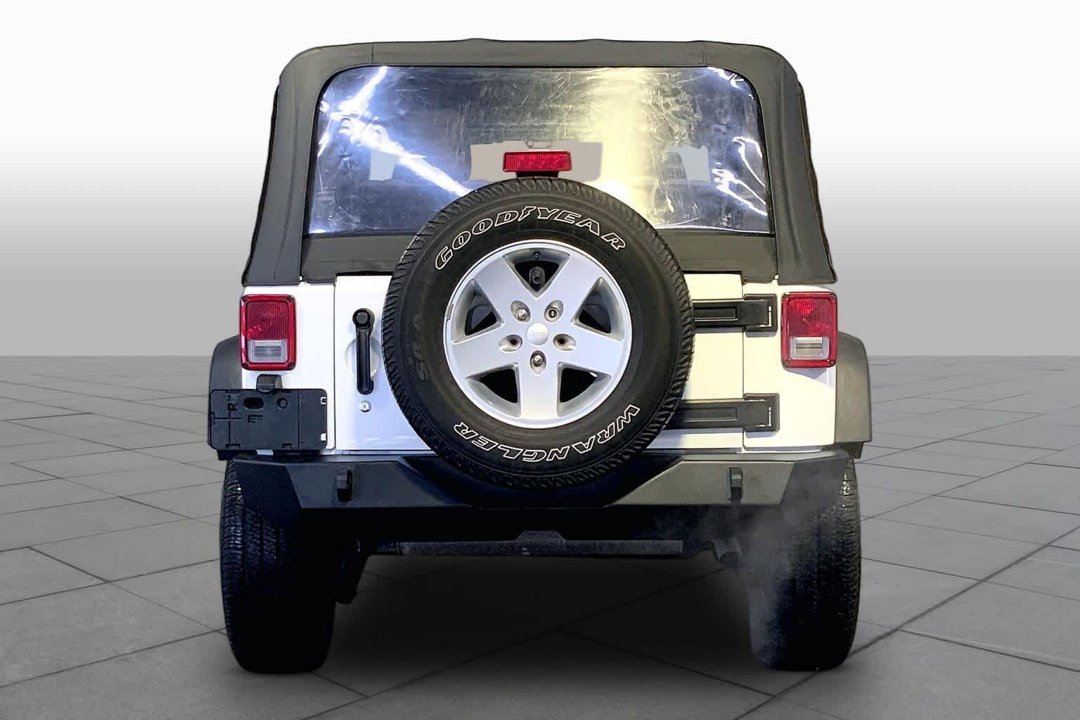 Used 2017 Bright White Clearcoat Jeep Sport image 5