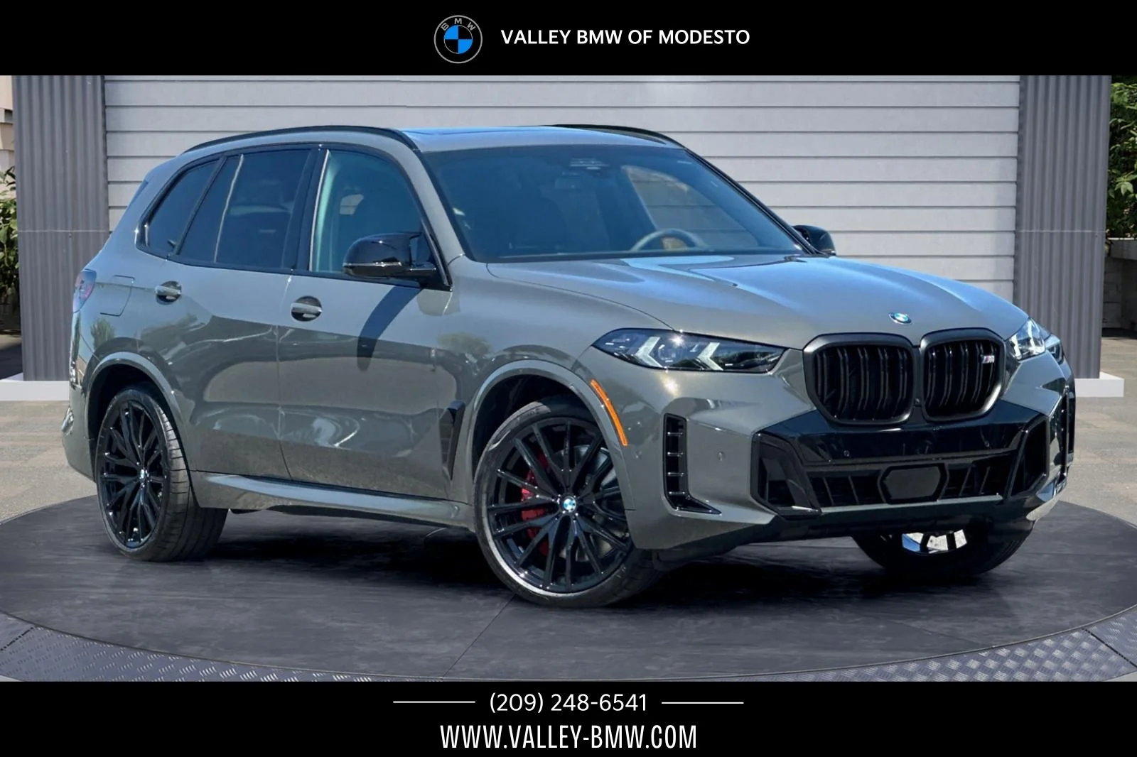2026 BMW X5 M60i's photo