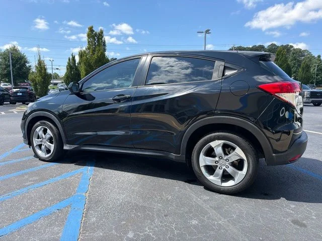Used 2019 Crystal Black Pearl Honda LX image 9