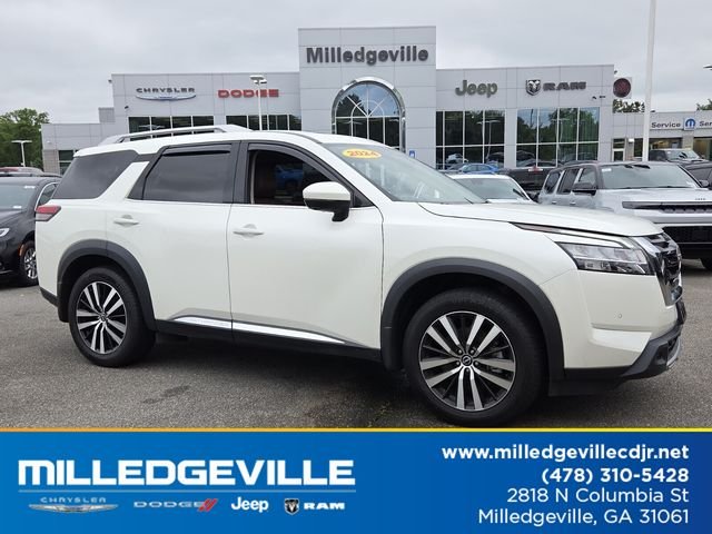 2024 Nissan Pathfinder Platinum