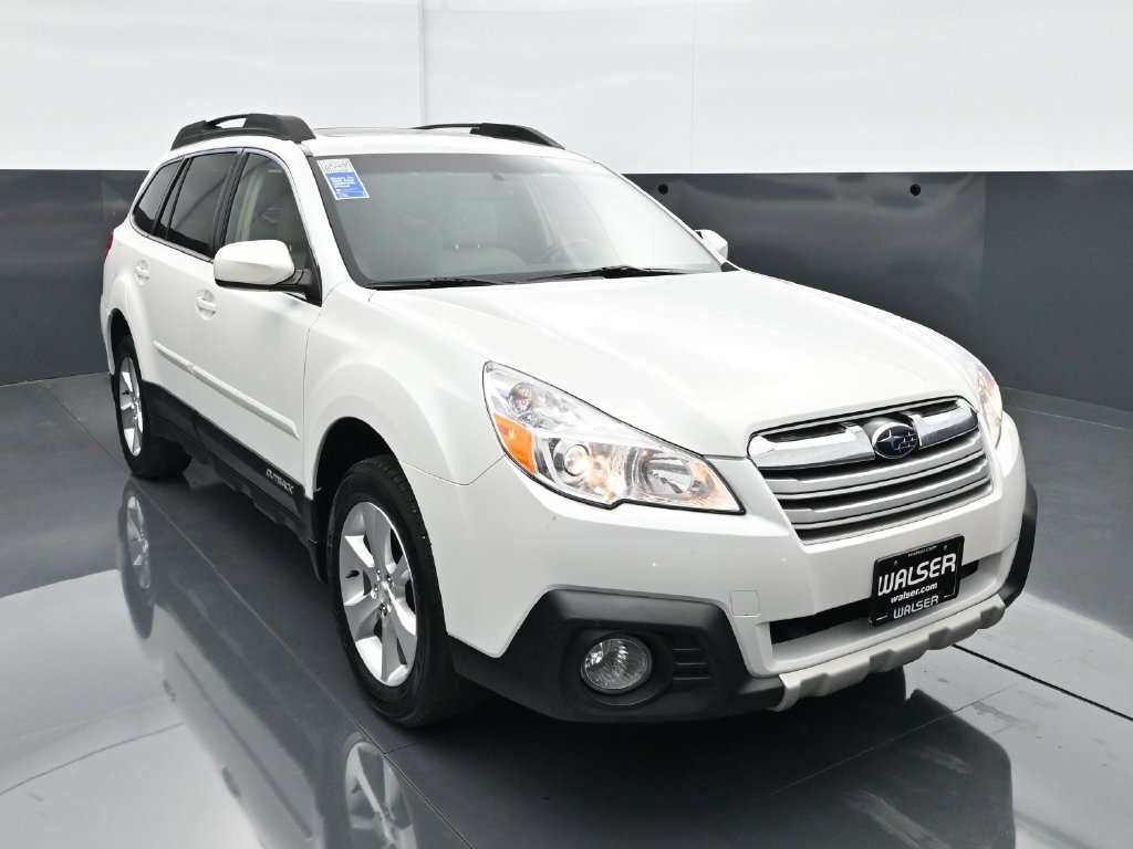 Used 2013 Satin White Pearl Subaru 2.5i image 11