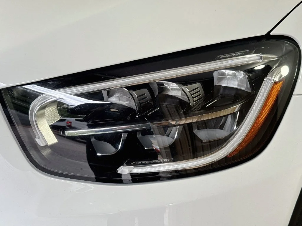 Used 2021 White Mercedes-Benz GLC 300 image 38