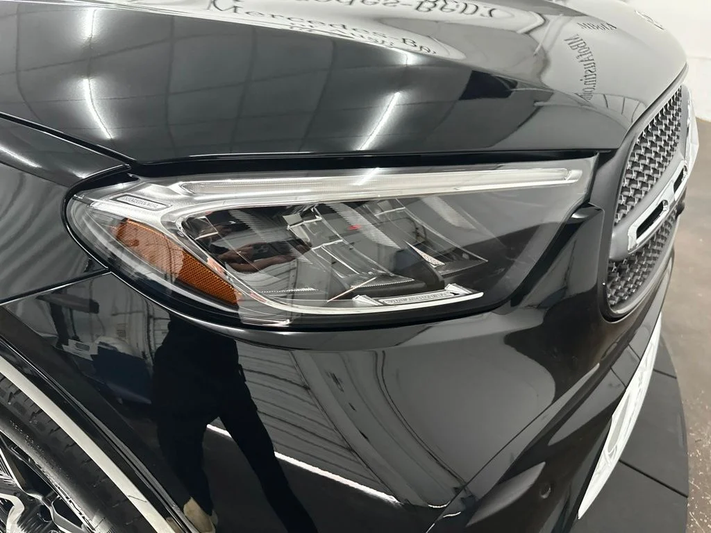 New 2026 Black Mercedes-Benz GLC 300 image 10