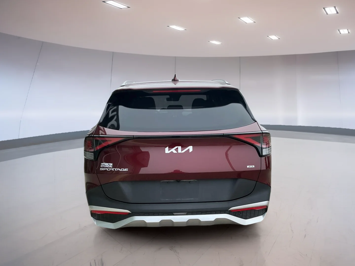 Used 2023  Kia LX image 5