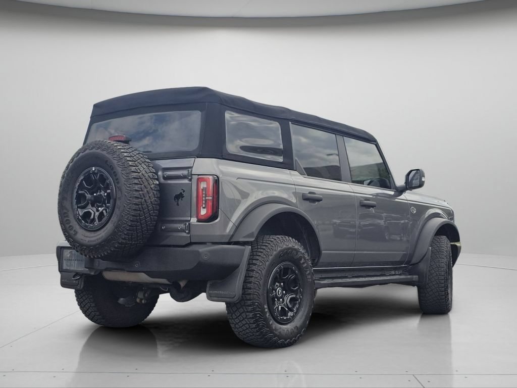 Used 2022 Gray Metallic Ford Wildtrak image 28