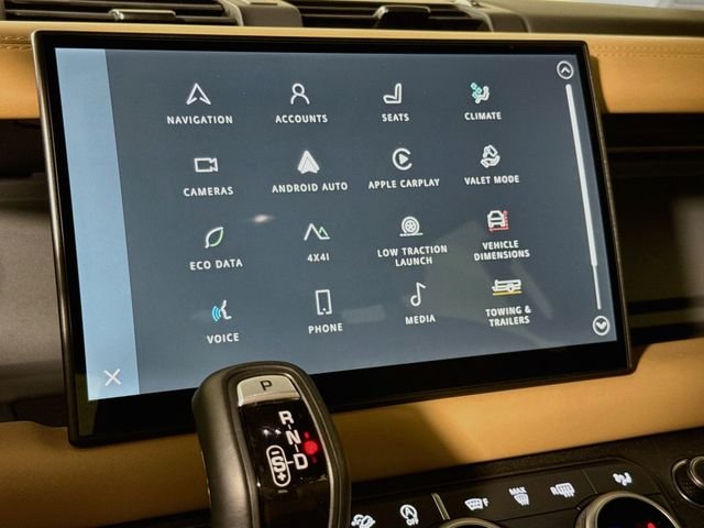Certified Used 2025 Gray Land Rover X-Dynamic SE image 15