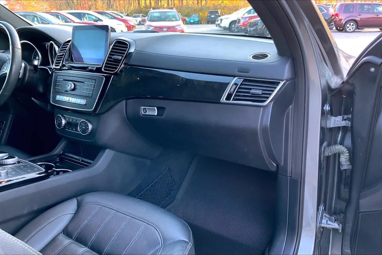 Used 2017 Selenite Grey Mercedes-Benz GLS 450 image 19