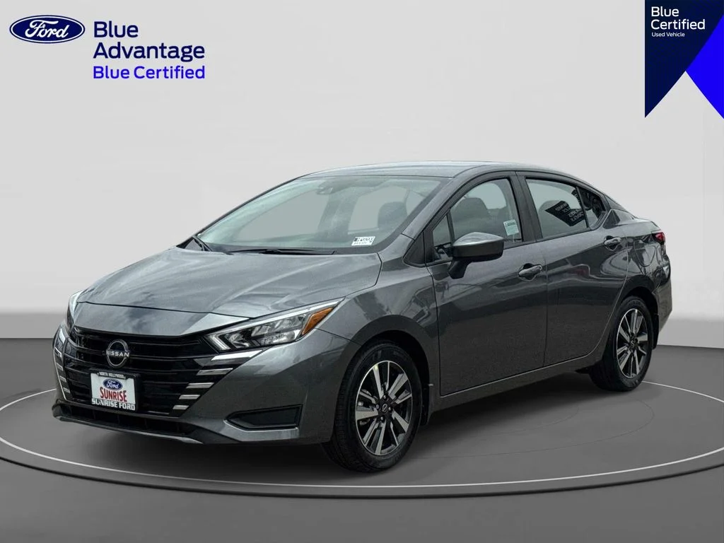2025 Nissan Versa 1.6 SV CVT's photo