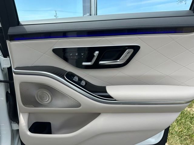 Certified Used 2023 White Mercedes-Benz S 580 image 22