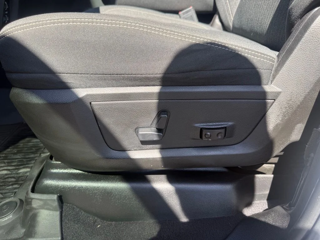 Certified Used 2020 White Ram Big Horn image 13