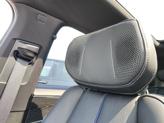 2026 Cadillac LYRIQ V - Photo 33