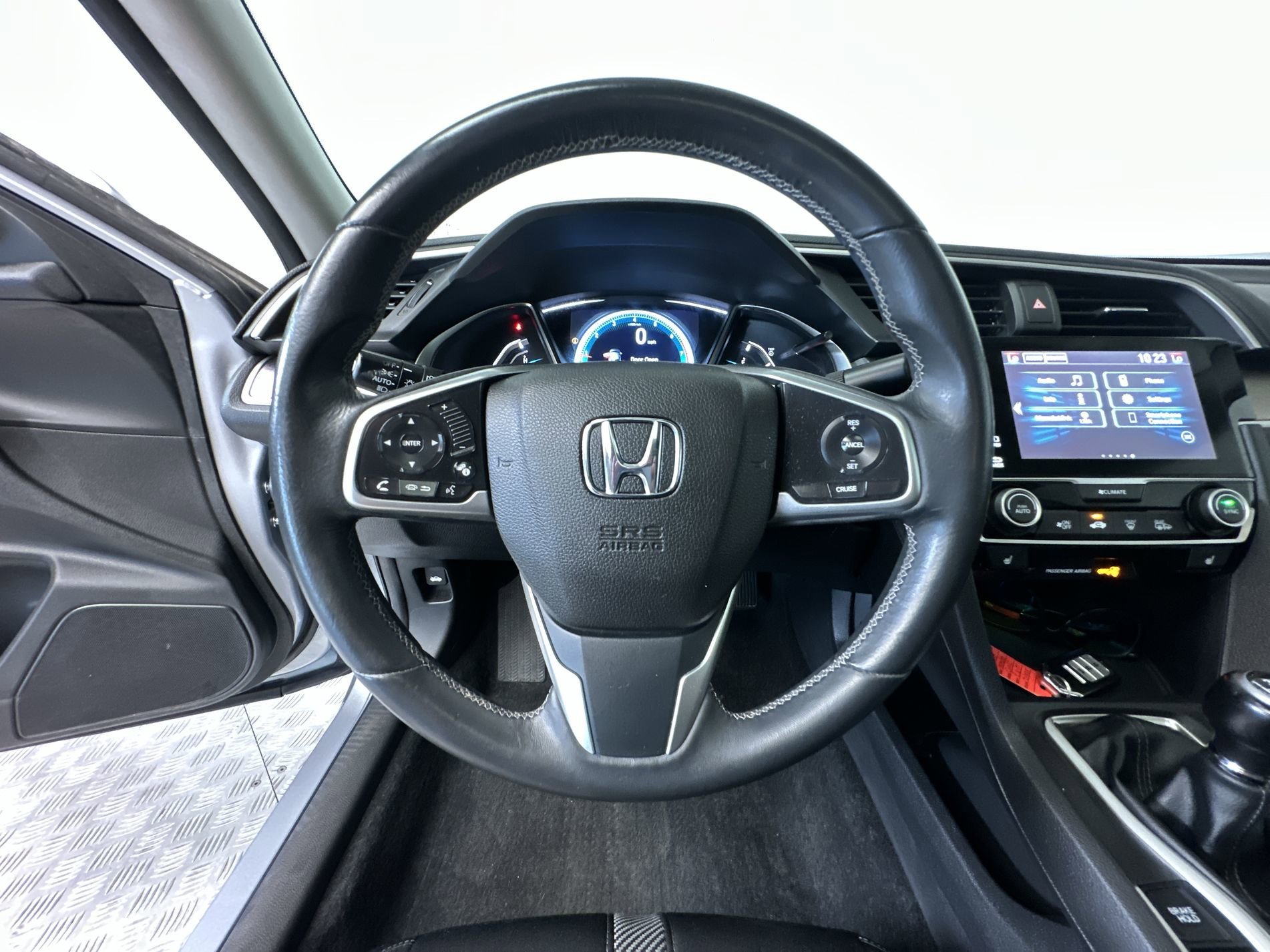 Used 2018 Lunar Silver Metallic Honda EX-T image 16