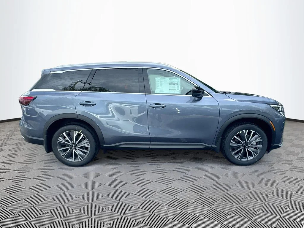 New 2027 Blue INFINITI LUXE image 4