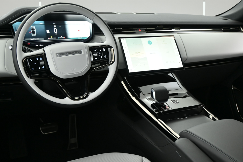 New 2026  Land Rover Dynamic SE image 7