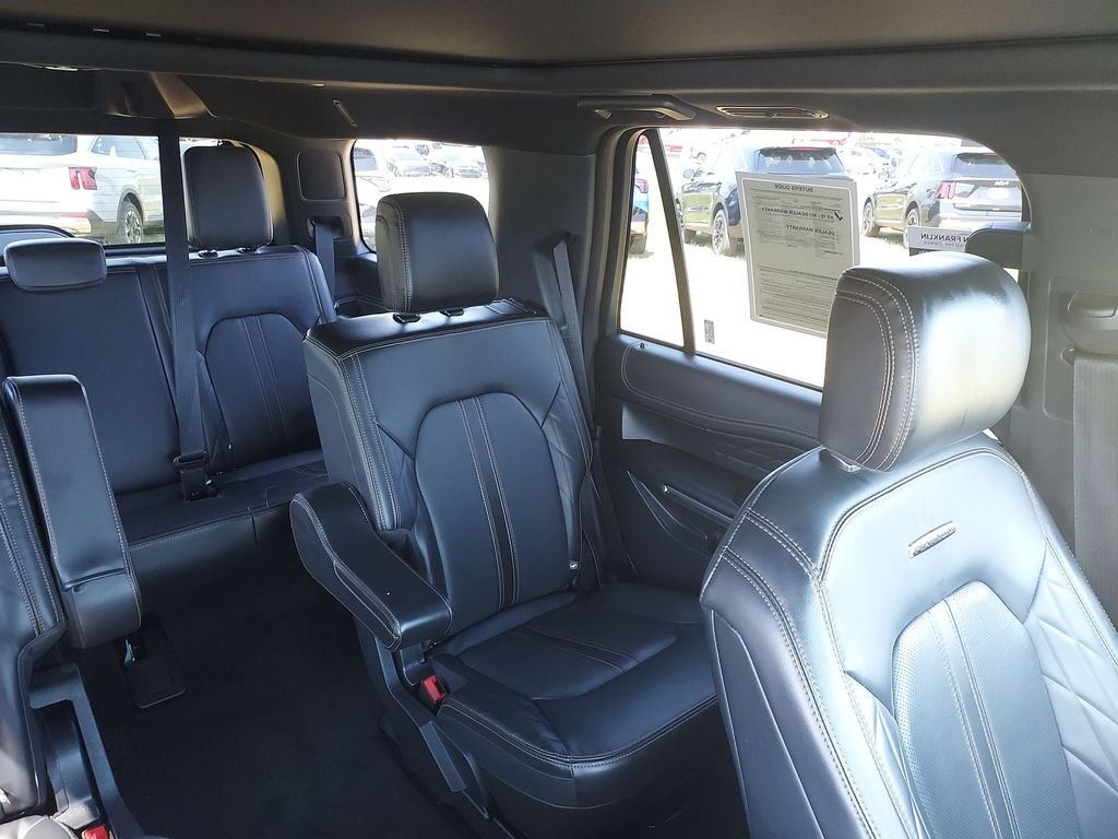 Used 2022 Black Ford Platinum image 14