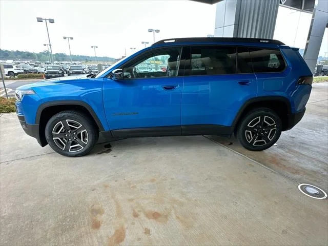 New 2026 Hydro Blue Pearl-Coat Exterior Paint Jeep Laredo image 5