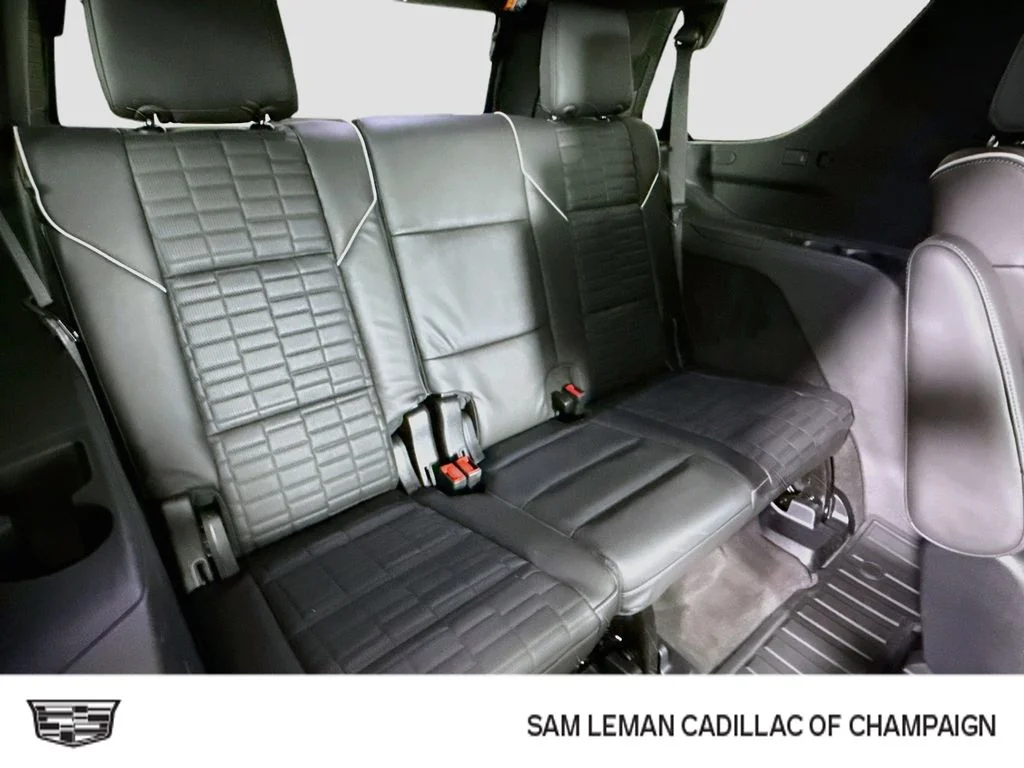 Used 2025 White Cadillac Sport Platinum image 30