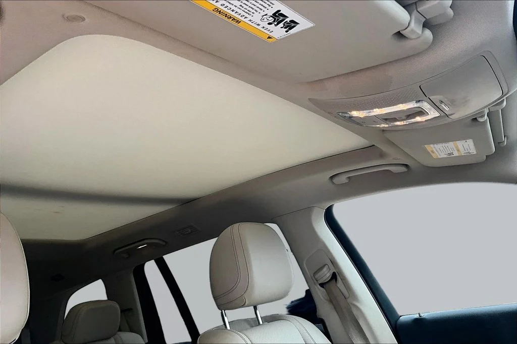 Used 2021  Mercedes-Benz GLS 450 image 16