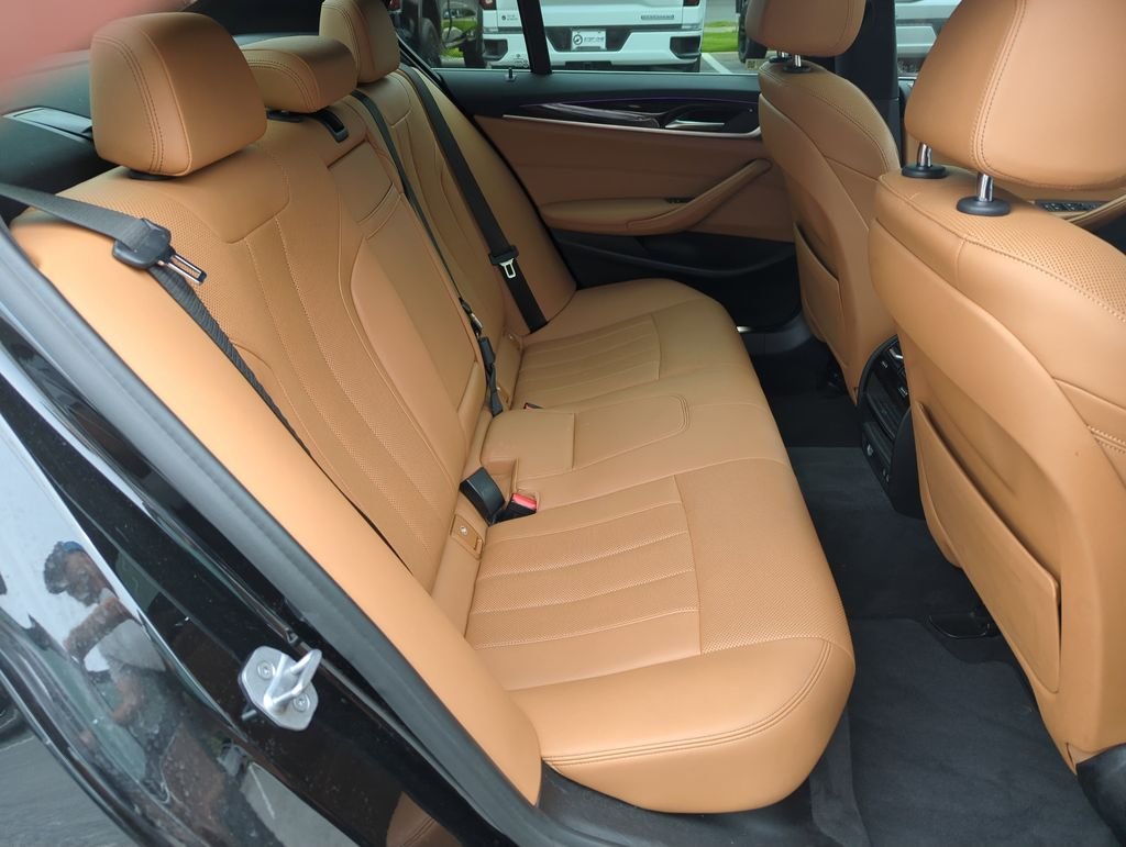 Used 2021 Black BMW 540i image 32