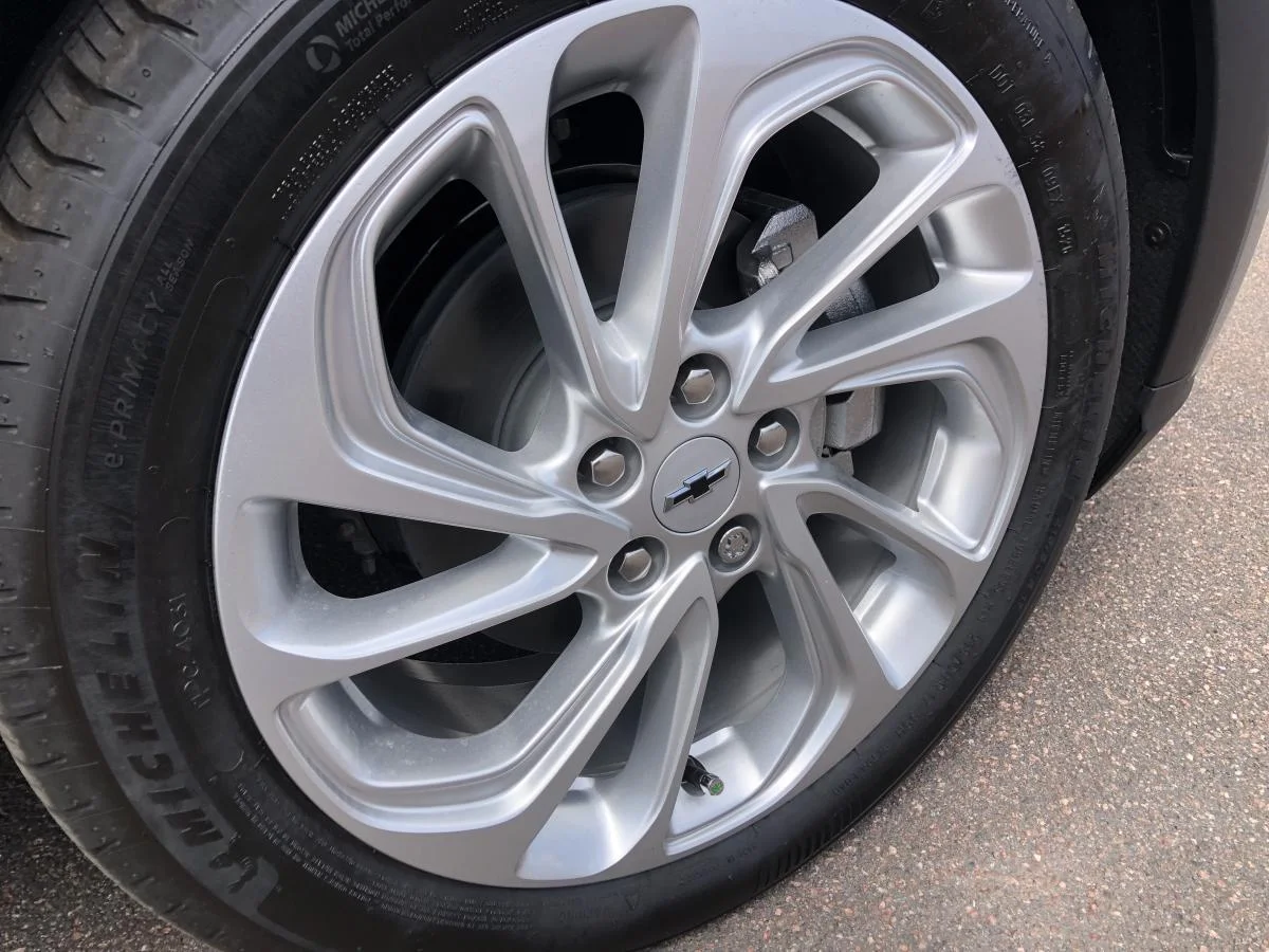 New 2027 Grey Chevrolet Fwd 4dr Lt image 10
