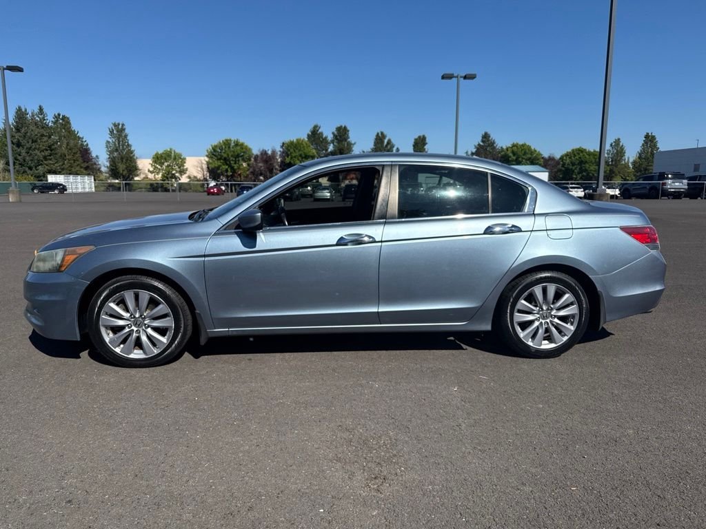 Used 2011 Celestial Blue Metallic Honda EX-L image 4
