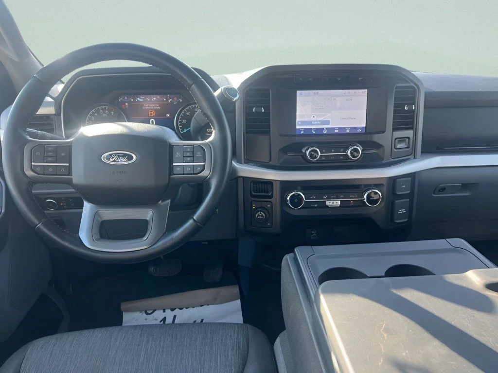 Certified Used 2022 Oxford White Ford XLT image 21