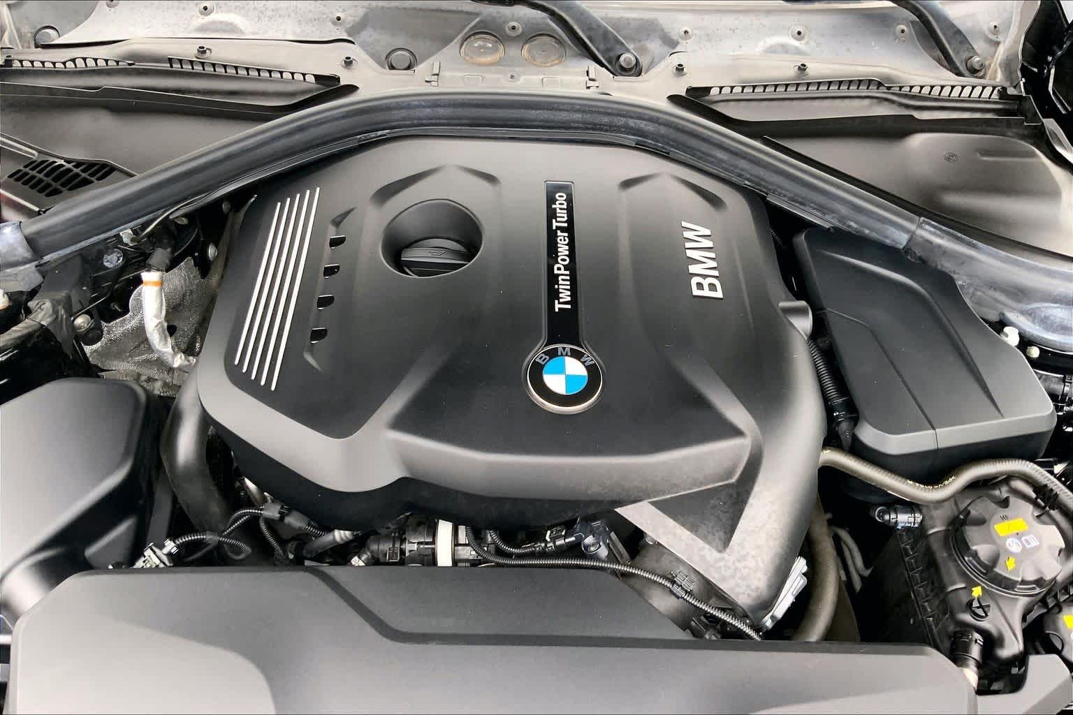 Used 2018 Jet Black BMW 330i image 29