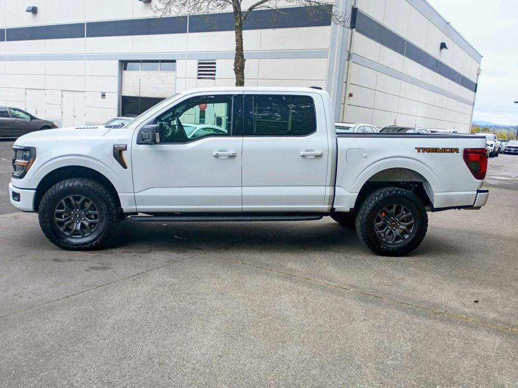 Used 2025 White Ford Tremor image 7