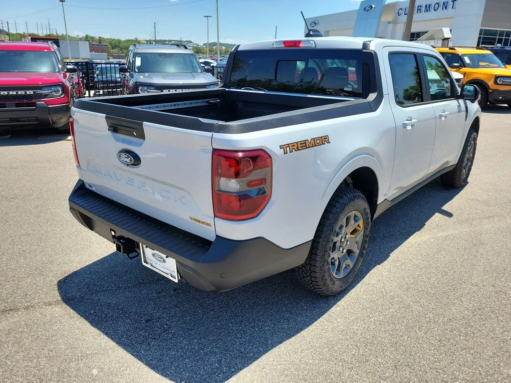 New 2026 Space White Metallic Ford Tremor® image 5
