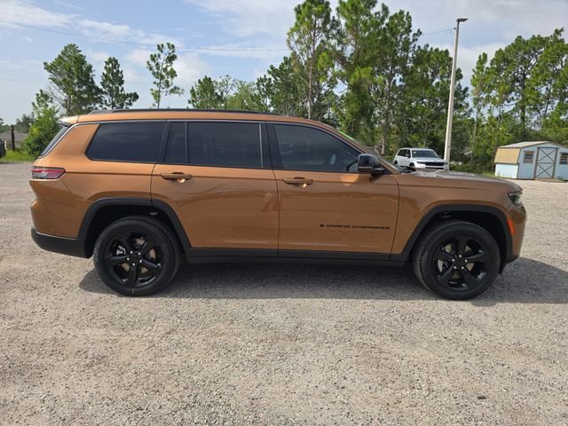 New 2026 Copper Shino Metallic Clear-Coat Exterior Paint Jeep Limited image 3