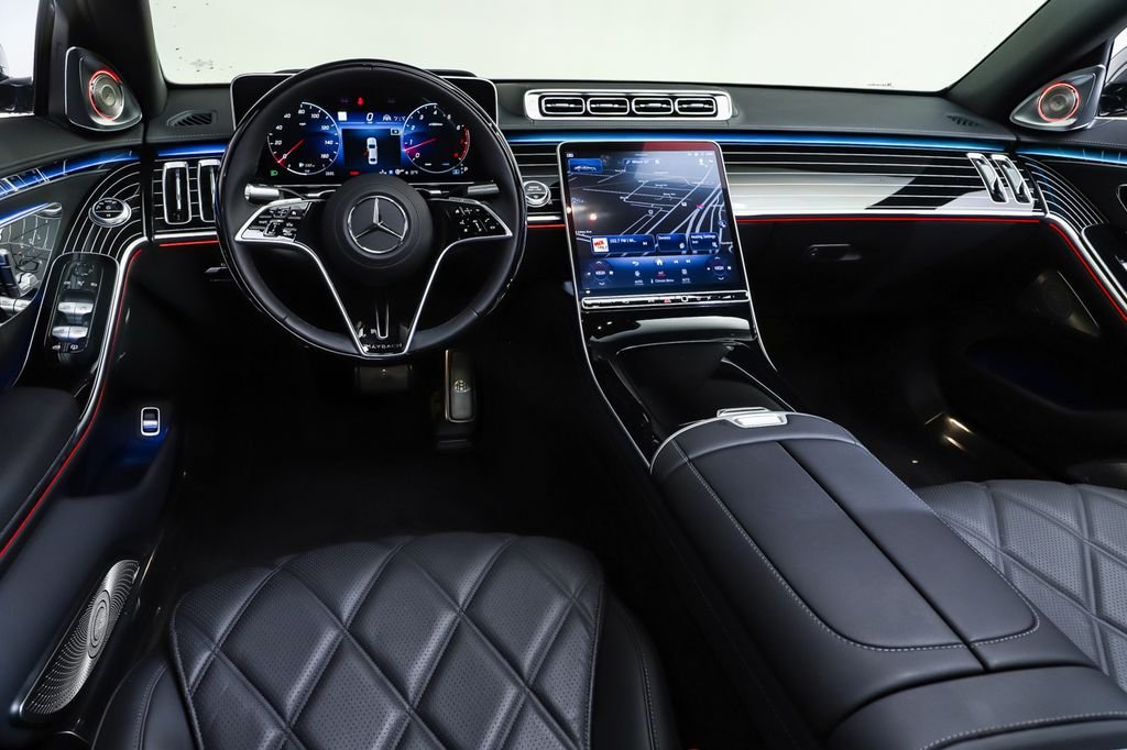 Certified Used 2024  Mercedes-Benz Maybach S 580 image 6