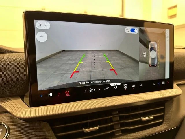 New 2026 Carbonized Gray Metallic Ford Tremor® image 31