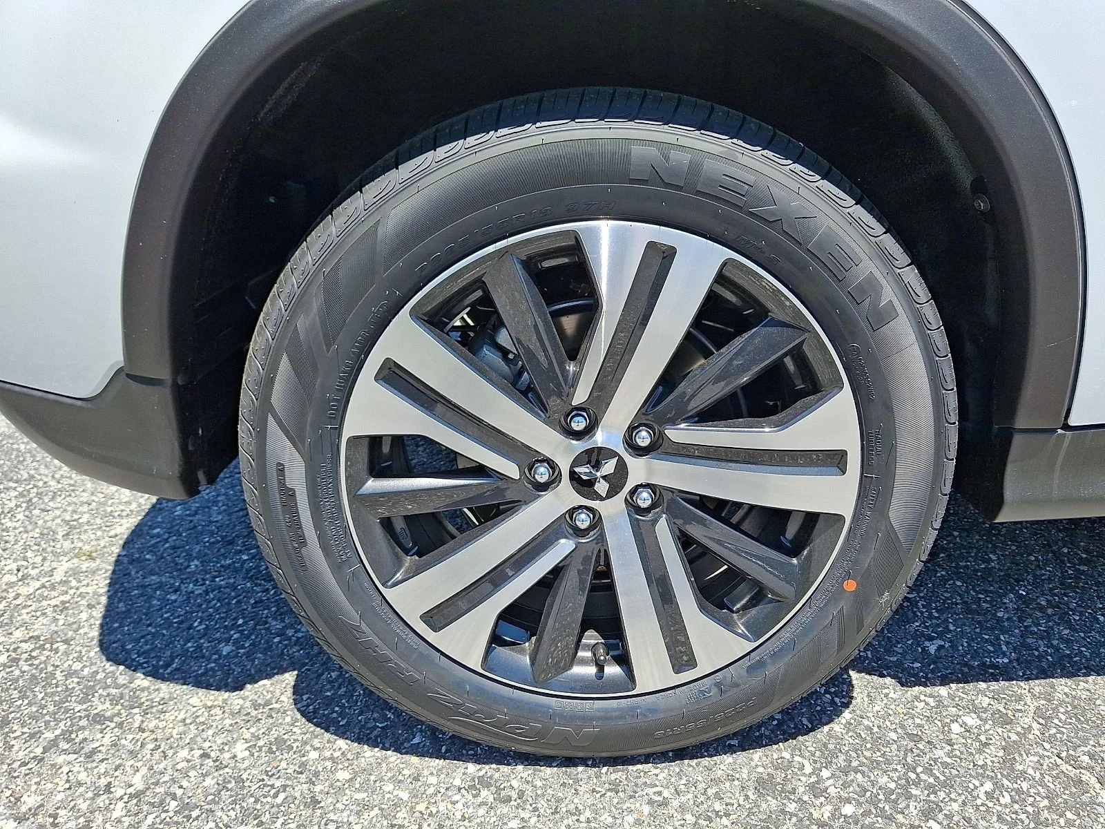 New 2026 White Mitsubishi 2.0 ES image 10