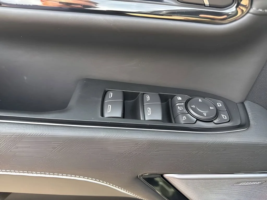 New 2026 Onyx Black GMC AT4X image 31