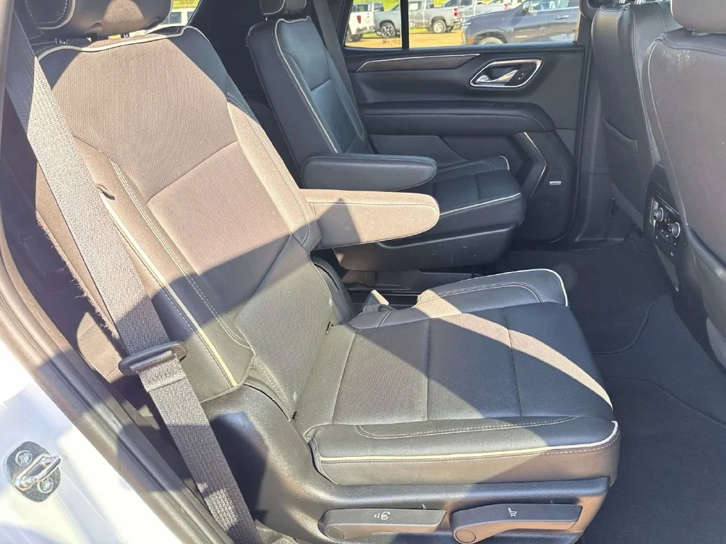 Used 2024 White Chevrolet Premier image 15