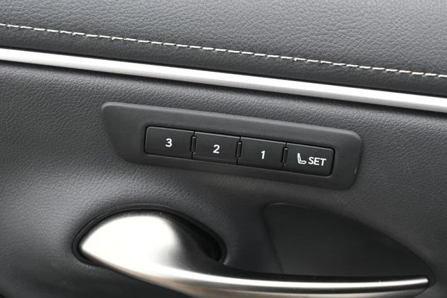 2024 Lexus ES Hybrid 300h - Photo 19