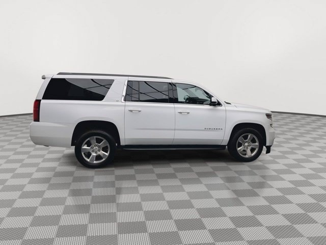 Used 2020 Summit White Chevrolet LT image 39