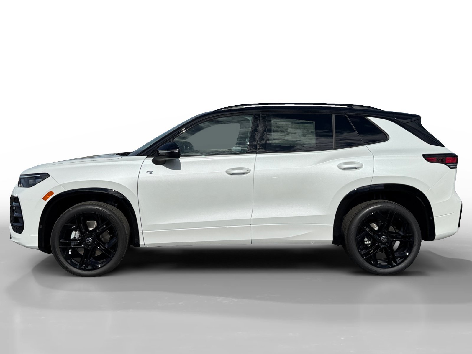 New 2026 Opal White W/Deep Black Roof Volkswagen SE R-Line Black image 2