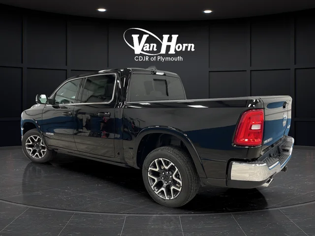 New 2026 Diamond Black Crystal Pearl-Coat Exterior Paint RAM Laramie image 5
