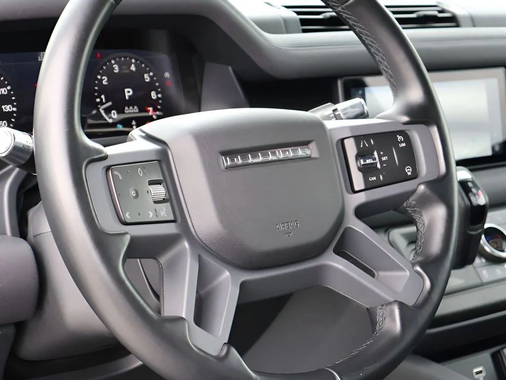 2022 Land Rover Defender X-Dynamic S - Photo 17