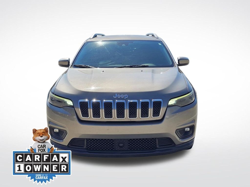 Used 2021 Beige Jeep Latitude Plus image 2