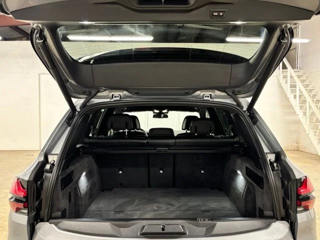 Used 2025 Gray BMW xDrive50e image 23