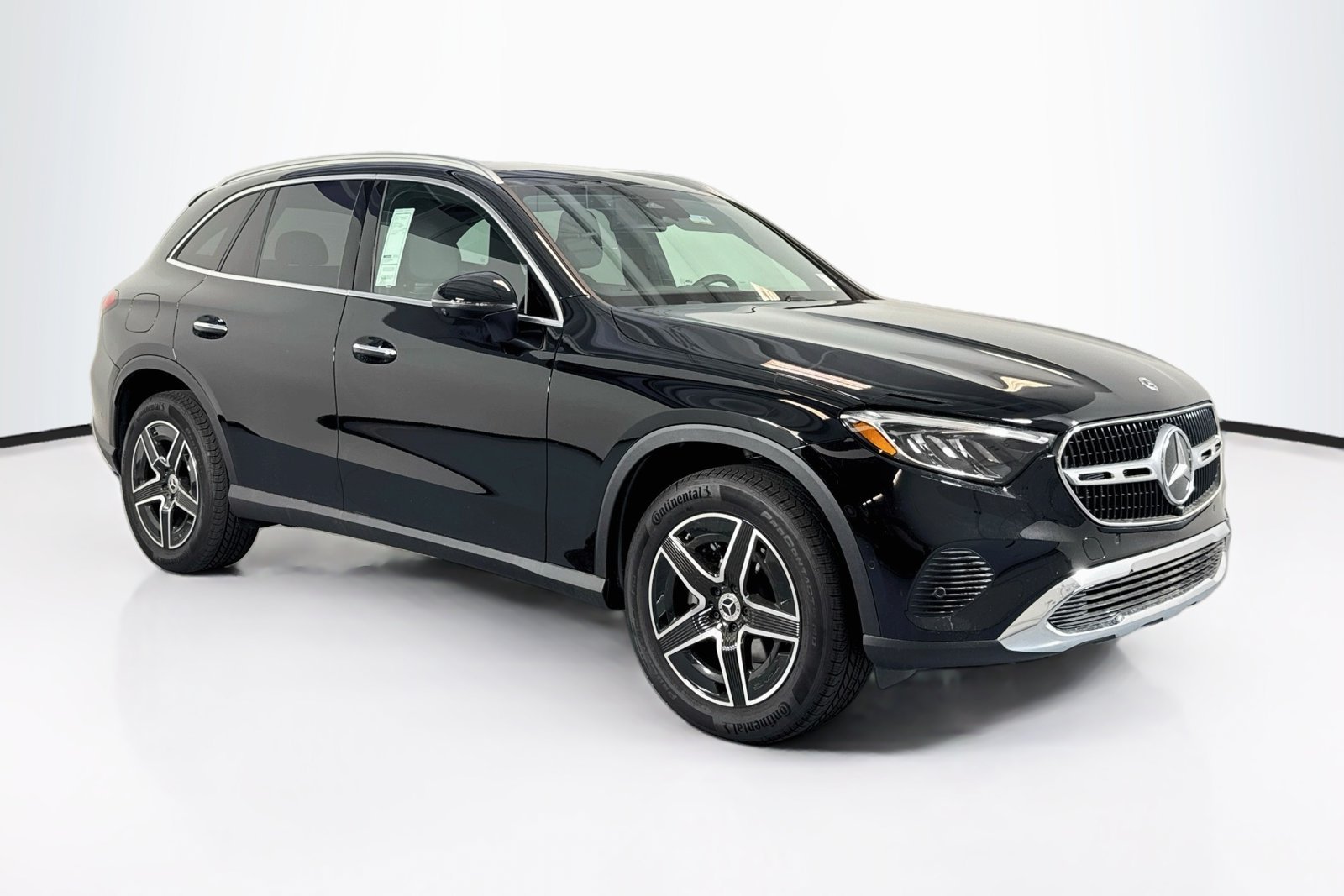 New 2026 Black Mercedes-Benz GLC 300 image 3