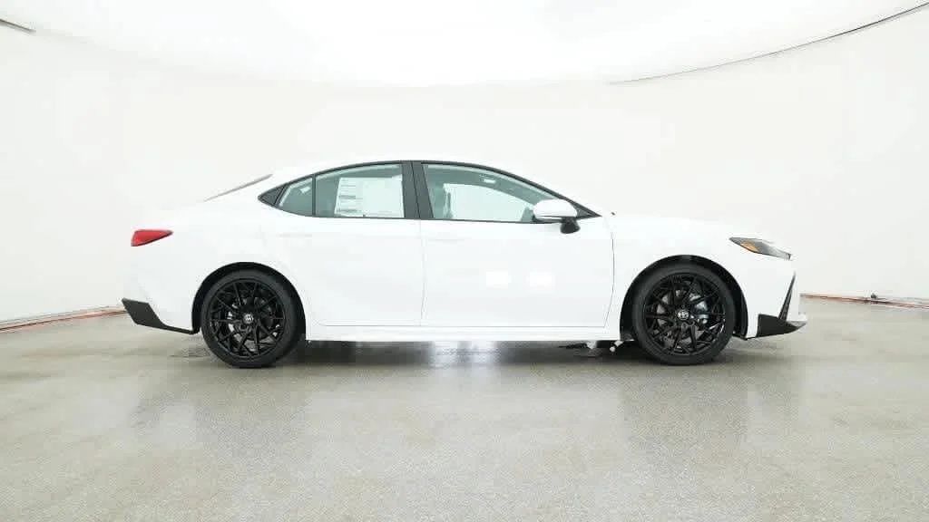 New 2026 Ice Cap Toyota SE image 27