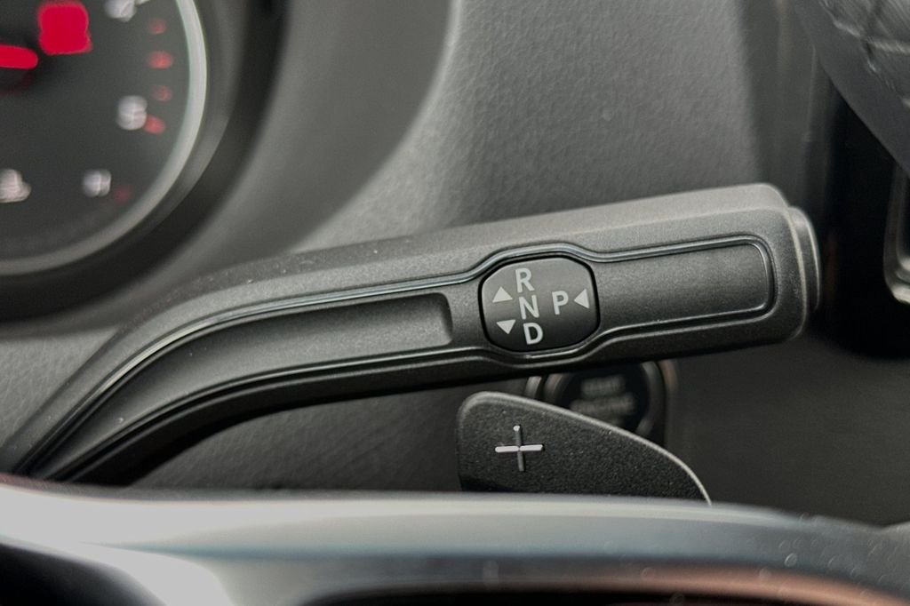 Used 2024 Blue Mercedes-Benz Cargo 144 WB image 22