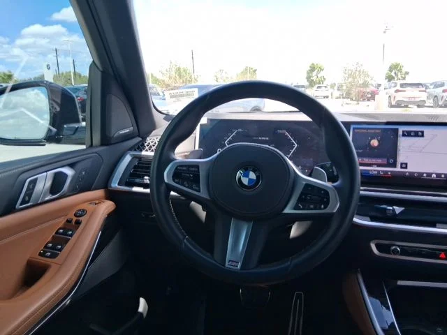 Used 2026 Green BMW sDrive40i image 9