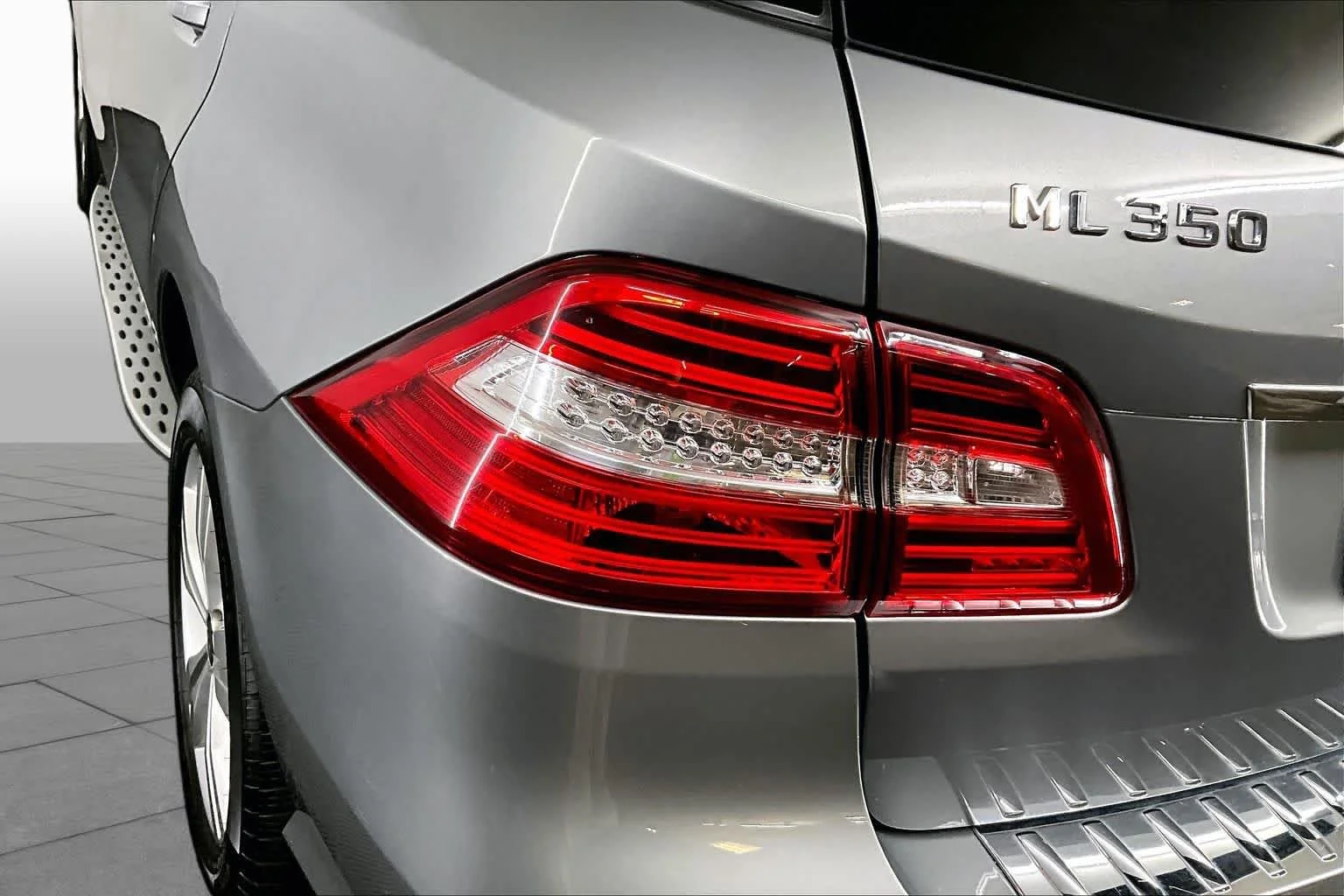 Used 2015 Palladium Silver Metallic Mercedes-Benz ML 350 image 28
