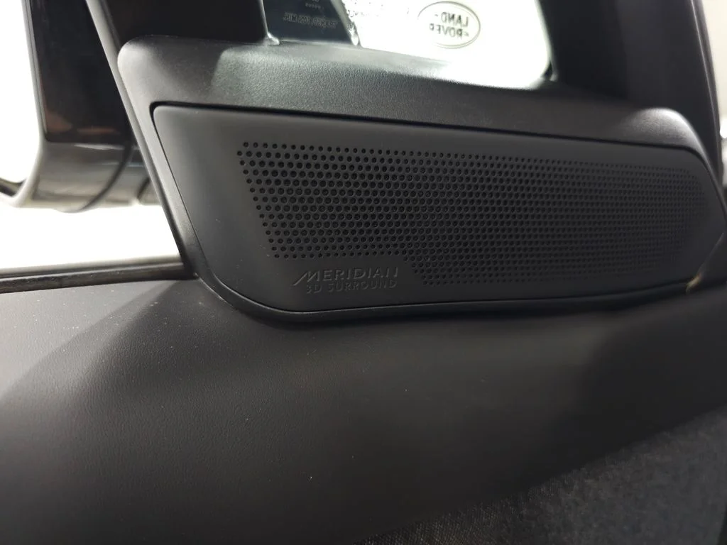 Used 2026 Gray Land Rover Dynamic SE image 13