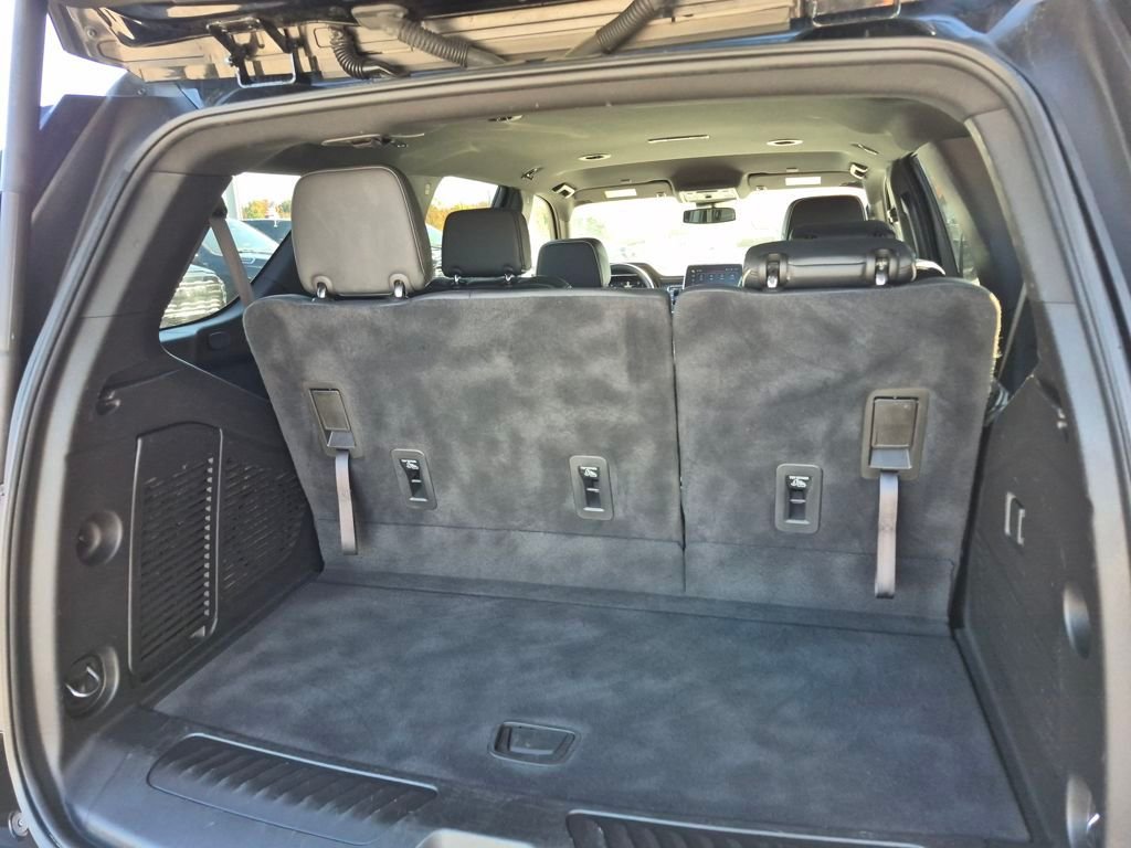 Used 2024 Black GMC Denali image 22